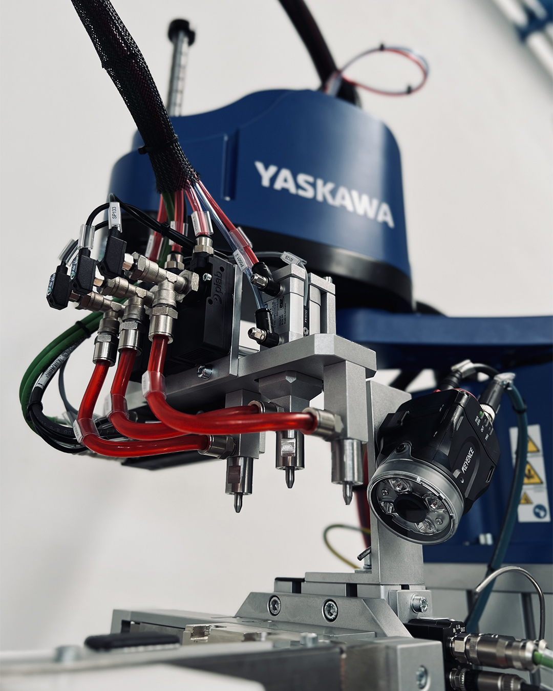 VS Engineering Automazione e Robotica_Settori_Automotive_1080x1350_00