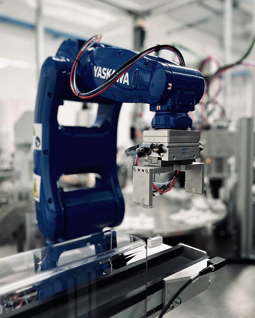 VS Engineering Automazione e Robotica_Settori_Automotive_1080x1350_01