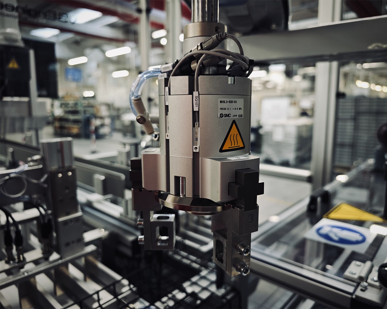 VS Engineering Automazione e Robotica_Settori_Automotive_BRC_1080x1350_00