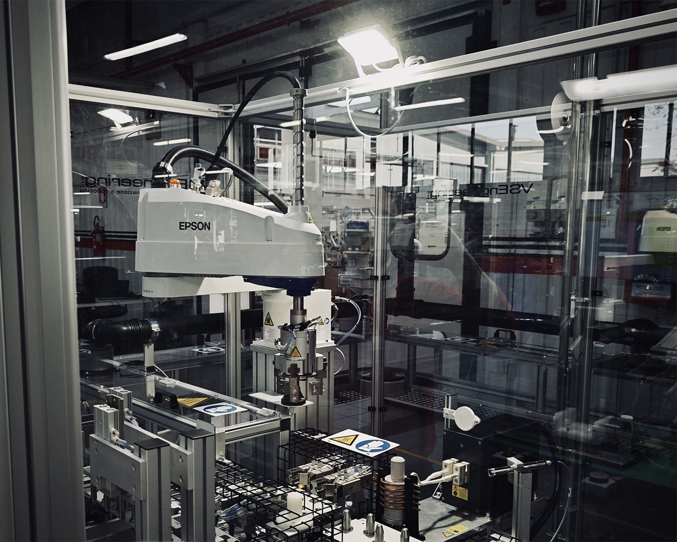 VS Engineering Automazione e Robotica_Settori_Automotive_BRC_1080x1350_01